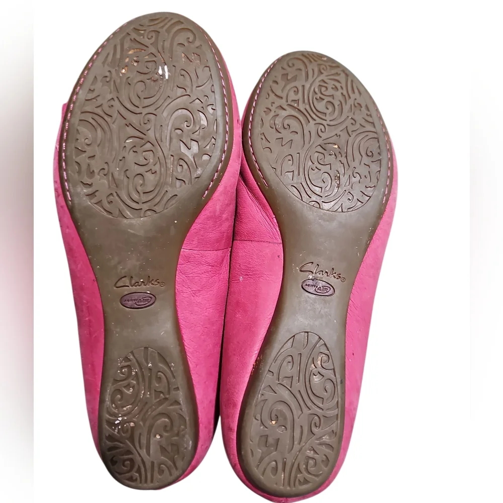 Clarks Artisan Pink Leather Flower Flats 9W Comfort Slip On Ballet Shoes Boho - Picture 7 of 8